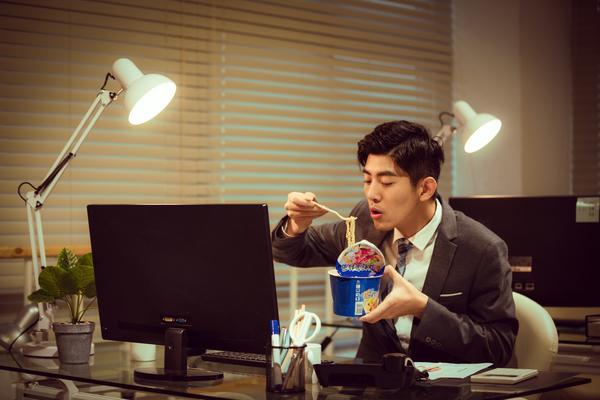 车辆融资租赁业务员的工作职责与职业发展路径 图2