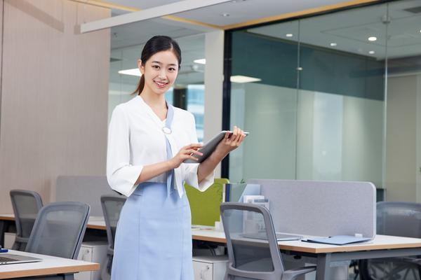 金融公司办公室排名机制与项目融资策略的深度解析 图2