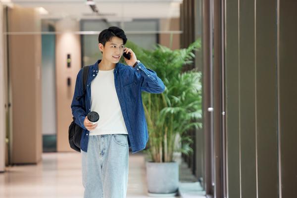 上班一年是否可以申请住房公积金贷款？详细解析及金额测算 图1
