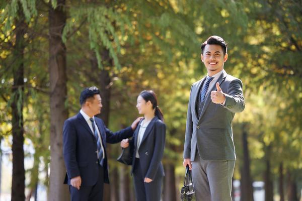 挫折中的鼓励：如何安慰受挫的男孩？ 图2