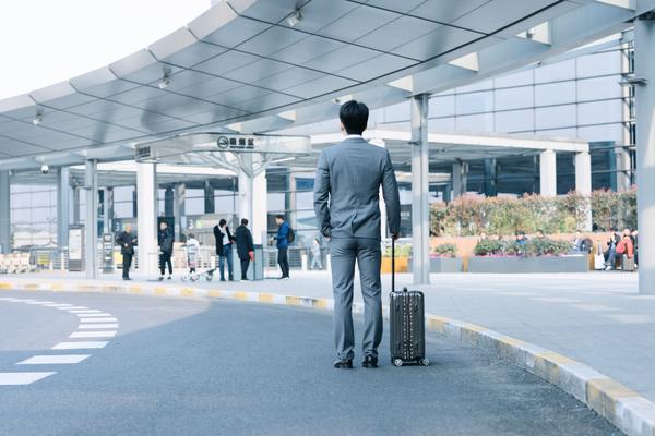 融资租赁企业上市之路：探讨其可能性及影响因素 图1