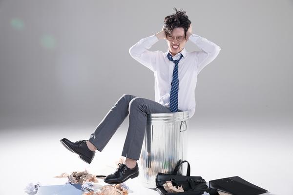 生三胎新政策下的贷款支持与家庭经济压力缓解 图1