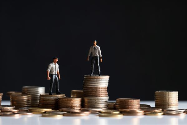 共同贷款模式下的资金流向与项目融资风险分析 图2
