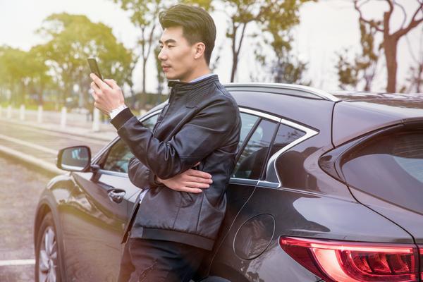 荣耀模式在昆明:探索智能手机市场的新模式 图2