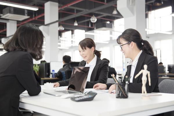 营销团队主管培训：提升营销战略，驱动业务图1