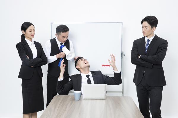 眼镜行业变迁：从传统到智能，从线下到线上图1