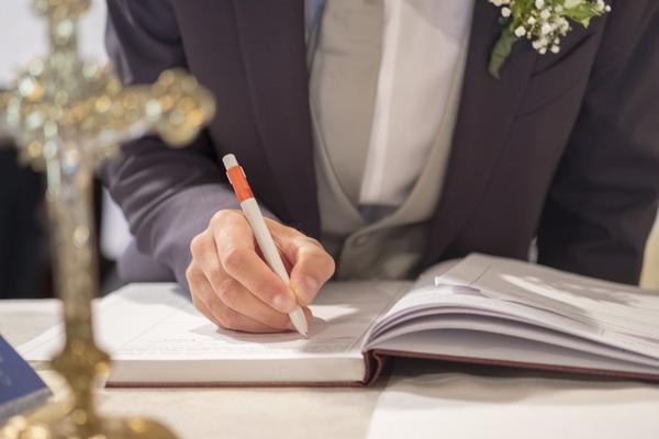 房贷签约过程|夫妻共同购房注意事项及流程解析 图1