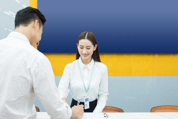 负债五万有逾期记录如何影响贷款审批及对策 图1