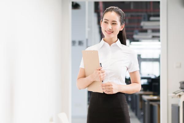 银行起诉贷款人金额标准差异及应对策略 图1