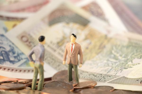 融资租赁公司收益权：项目融资与企业贷款中